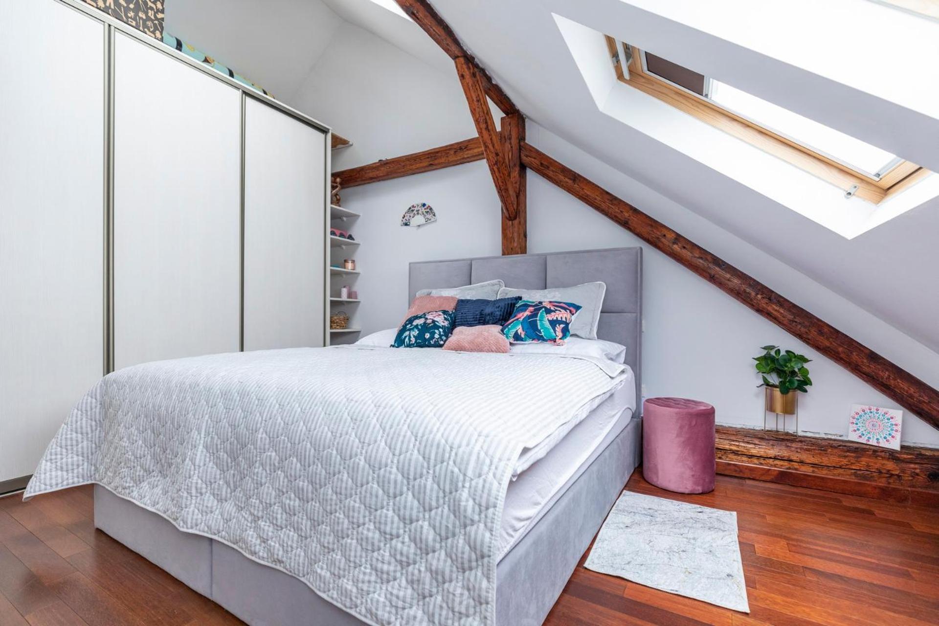 Beautiful And Romantic Penthouse With Two Terraces Братислава Екстериор снимка
