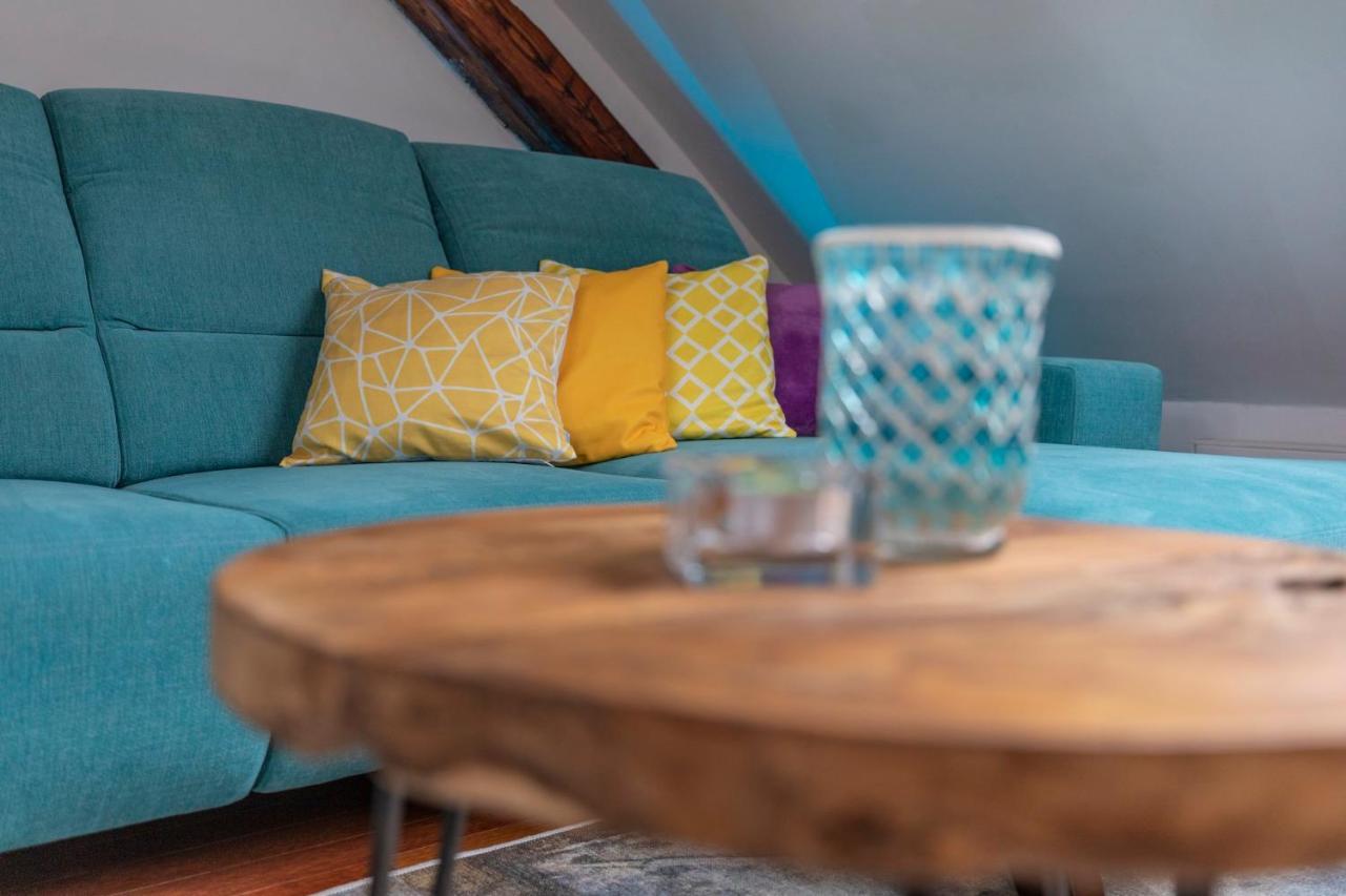 Beautiful And Romantic Penthouse With Two Terraces Братислава Екстериор снимка