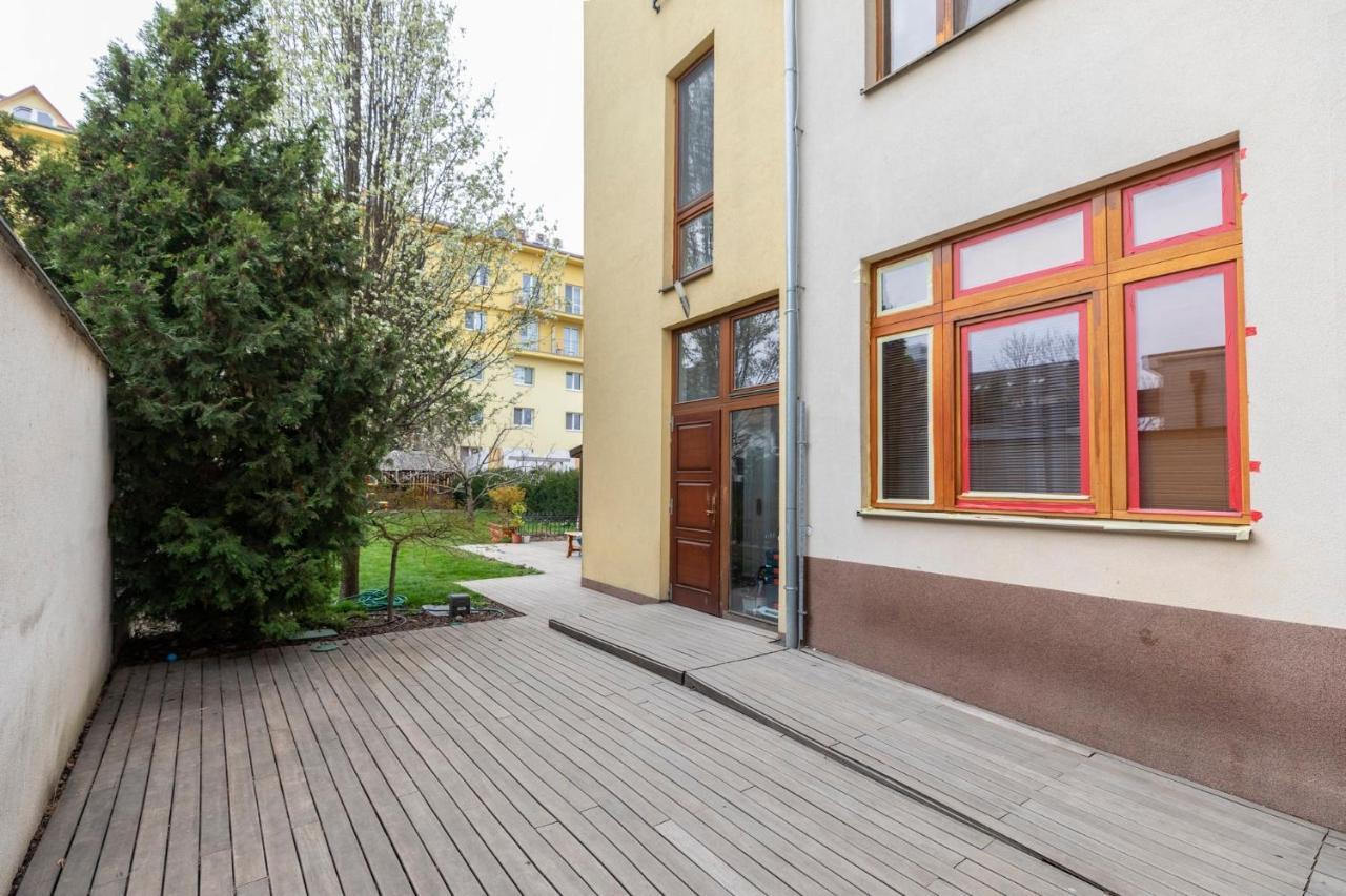 Beautiful And Romantic Penthouse With Two Terraces Братислава Екстериор снимка
