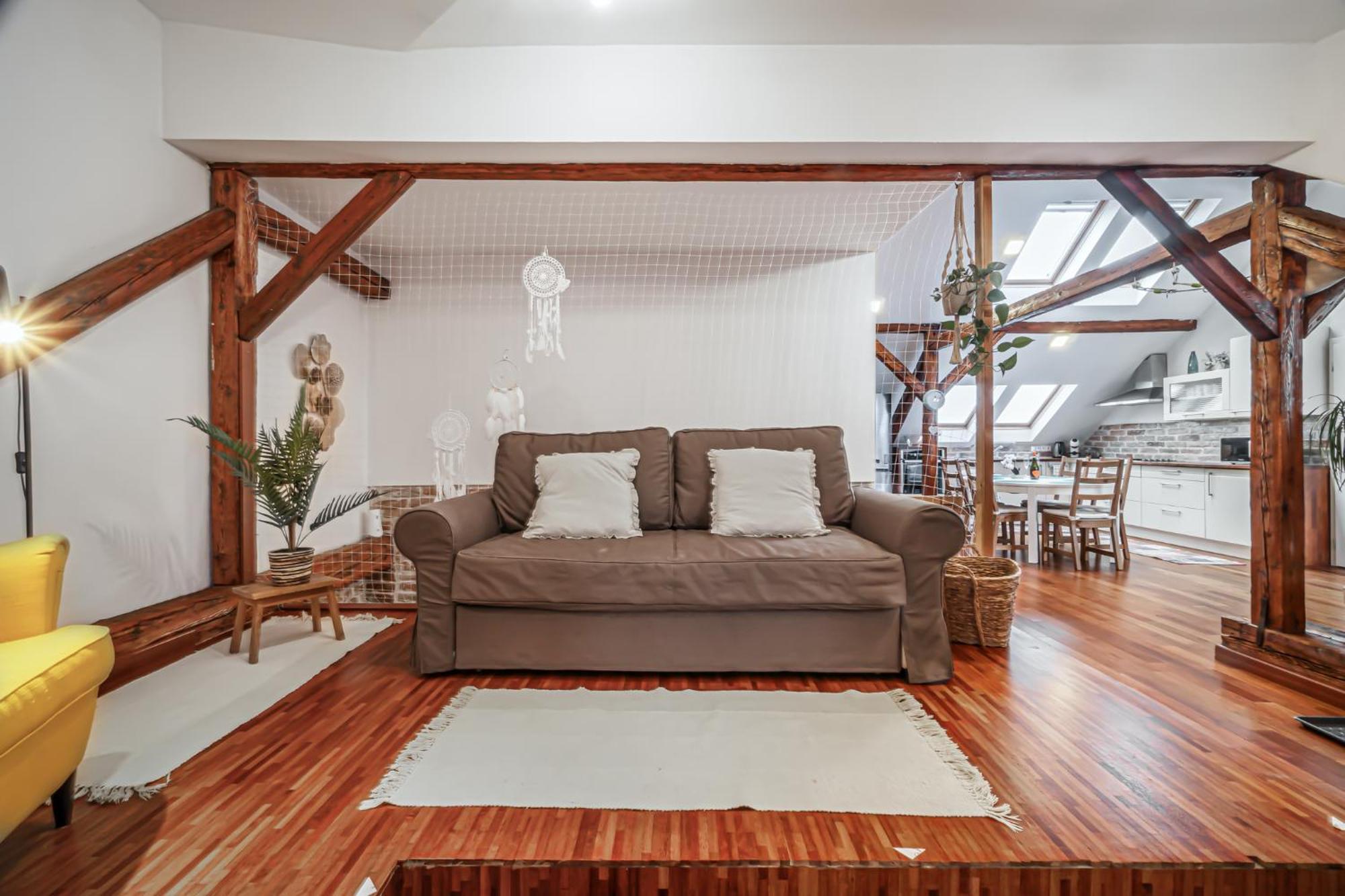 Beautiful And Romantic Penthouse With Two Terraces Братислава Екстериор снимка
